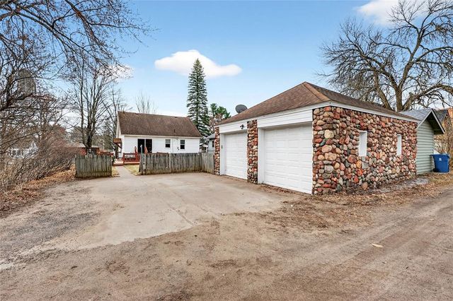 610 Oak Street, Spooner, WI 54801