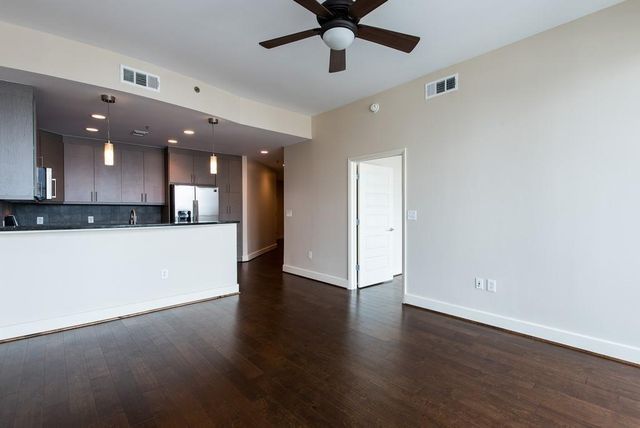 1080 Peachtree Street NE 2716, Atlanta, GA 30309