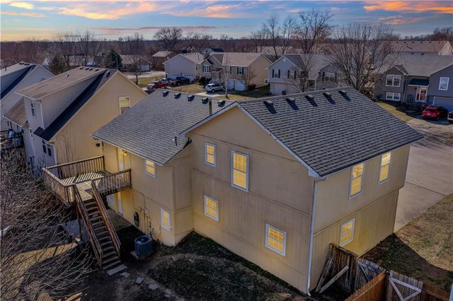 711 Brookside Drive, Warrensburg, MO 64093