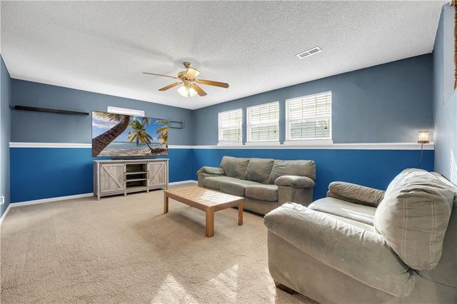 711 Brookside Drive, Warrensburg, MO 64093