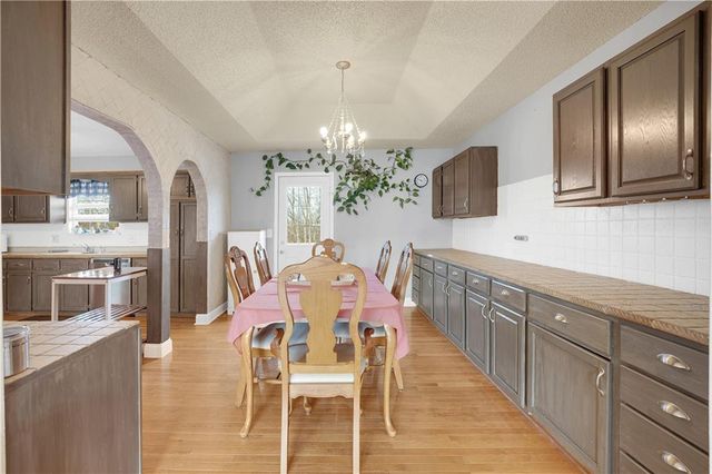 711 Brookside Drive, Warrensburg, MO 64093