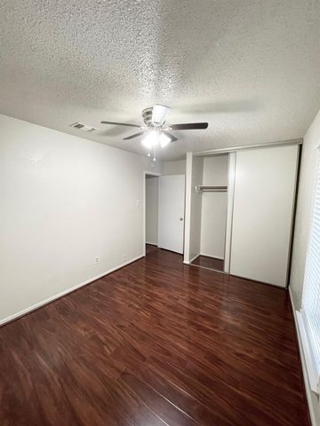 4115 Issacks Way, Sugar Land, TX 77479