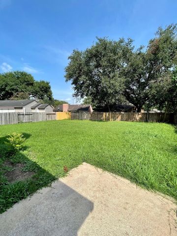 4115 Issacks Way, Sugar Land, TX 77479