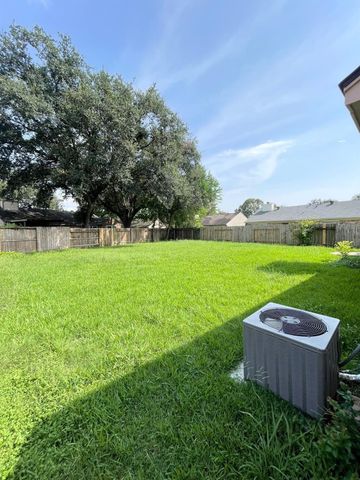 4115 Issacks Way, Sugar Land, TX 77479