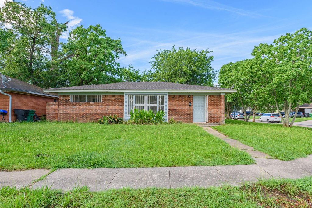 1434 Marleen Street, Houston, TX 77034