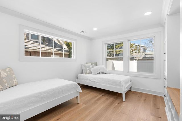 5004 OCEAN BLVD, Long Beach Township, NJ 08008