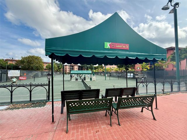 610 Tennis Club Drive 408, Fort Lauderdale, FL 33311