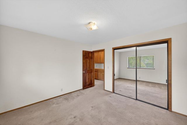 4090 River Woods Dr, Auburn, CA 95602