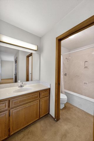 4090 River Woods Dr, Auburn, CA 95602