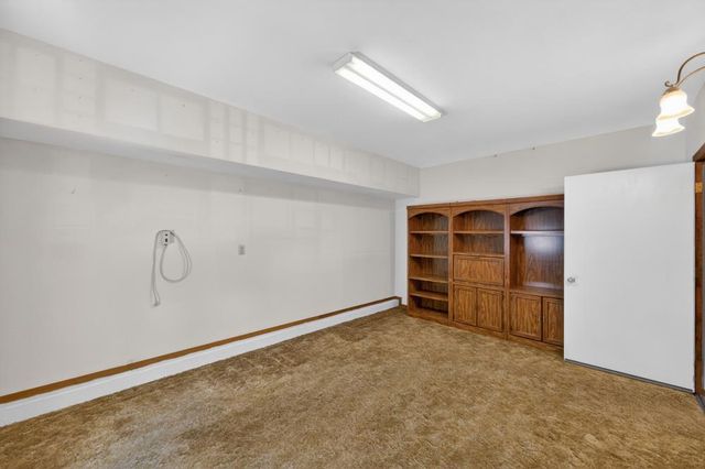 4090 River Woods Dr, Auburn, CA 95602