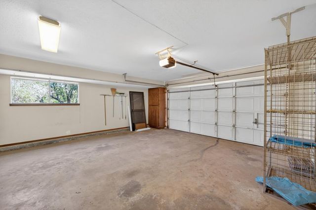 4090 River Woods Dr, Auburn, CA 95602