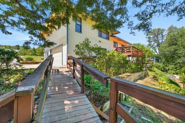 4090 River Woods Dr, Auburn, CA 95602