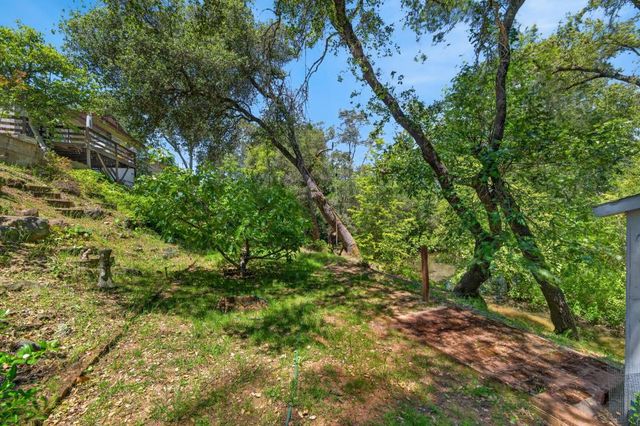 4090 River Woods Dr, Auburn, CA 95602