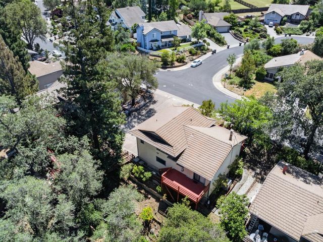 4090 River Woods Dr, Auburn, CA 95602