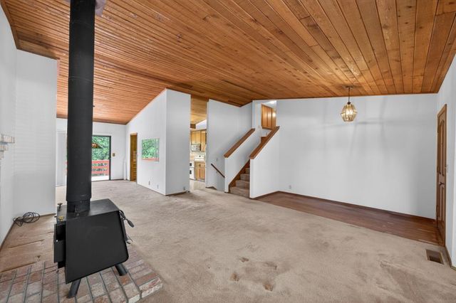 4090 River Woods Dr, Auburn, CA 95602