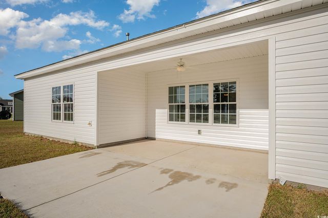 74 Double Pond Dr, Georgetown, SC 29440