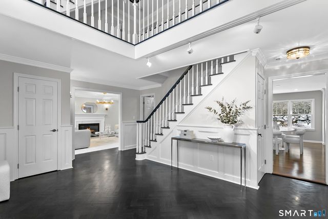 158 Coventry Lane, Fairfield, CT 06824