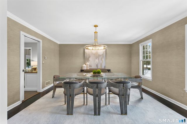 158 Coventry Lane, Fairfield, CT 06824