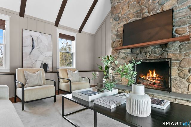 158 Coventry Lane, Fairfield, CT 06824