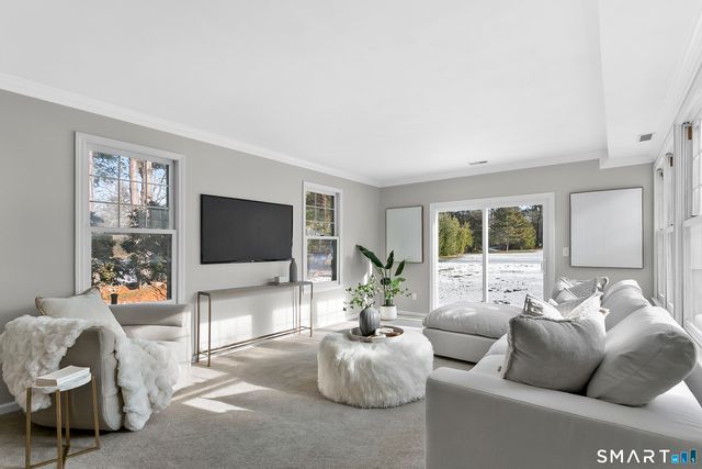 158 Coventry Lane, Fairfield, CT 06824