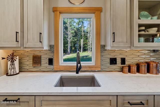 192 Benninger Road, Wright, NY 12053