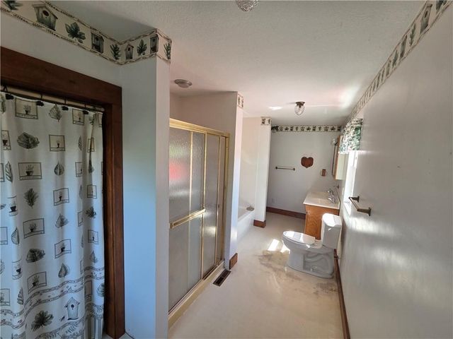 6995 SW Arnold Road, Plattsburg, MO 64477