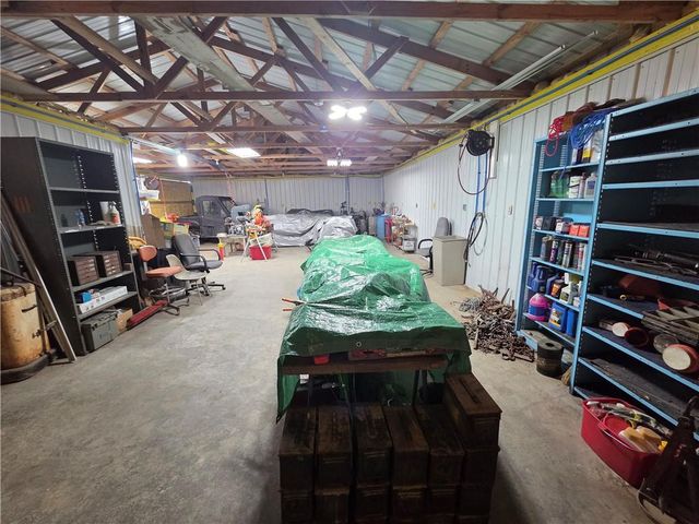 6995 SW Arnold Road, Plattsburg, MO 64477