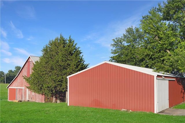 6995 SW Arnold Road, Plattsburg, MO 64477