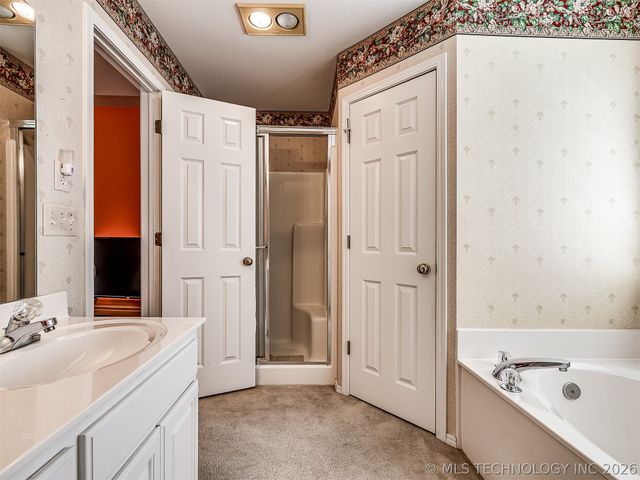 8406 S 111th Avenue E, Tulsa, OK 74133