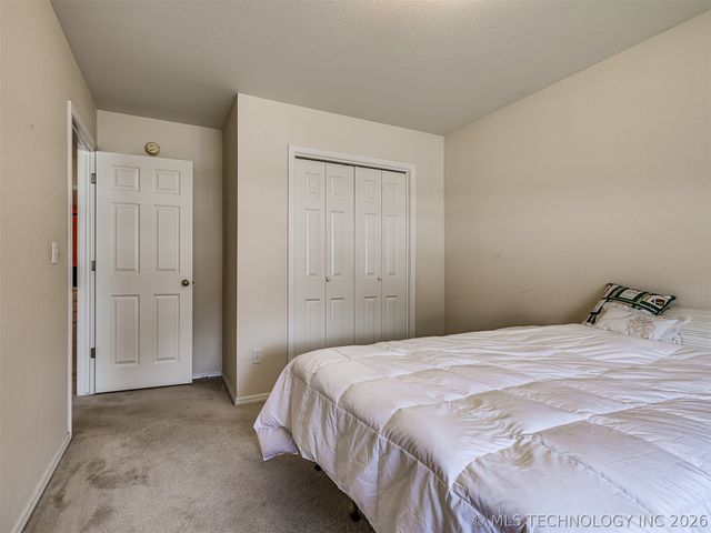 8406 S 111th Avenue E, Tulsa, OK 74133