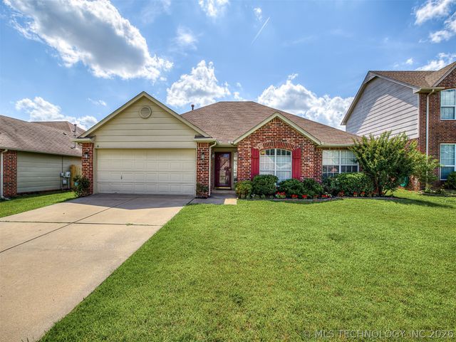 8406 S 111th Avenue E, Tulsa, OK 74133