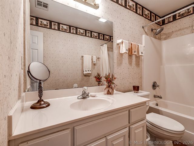 8406 S 111th Avenue E, Tulsa, OK 74133