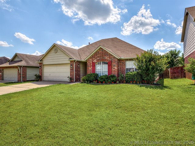 8406 S 111th Avenue E, Tulsa, OK 74133