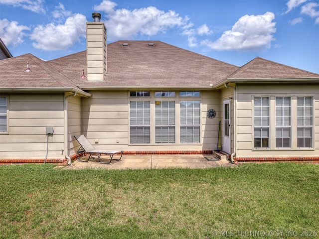 8406 S 111th Avenue E, Tulsa, OK 74133