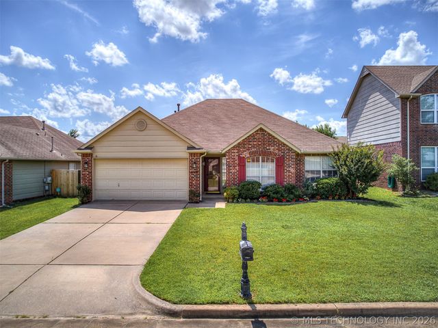 8406 S 111th Avenue E, Tulsa, OK 74133