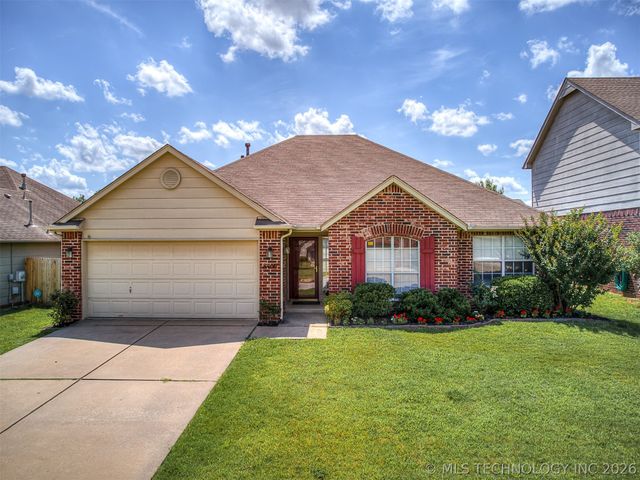 8406 S 111th Avenue E, Tulsa, OK 74133