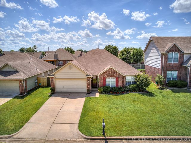8406 S 111th Avenue E, Tulsa, OK 74133