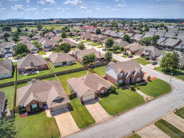 8406 S 111th Avenue E, Tulsa, OK 74133