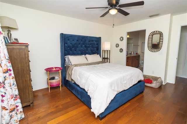 4215 SW 31ST DRIVE 201, Gainesville, FL 32608