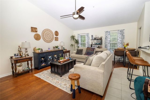 4215 SW 31ST DRIVE 201, Gainesville, FL 32608