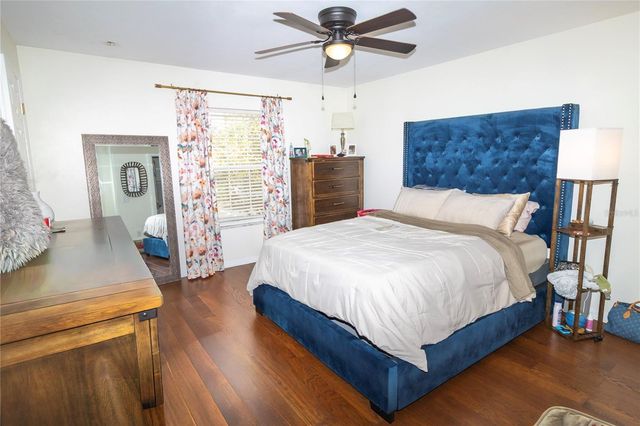 4215 SW 31ST DRIVE 201, Gainesville, FL 32608