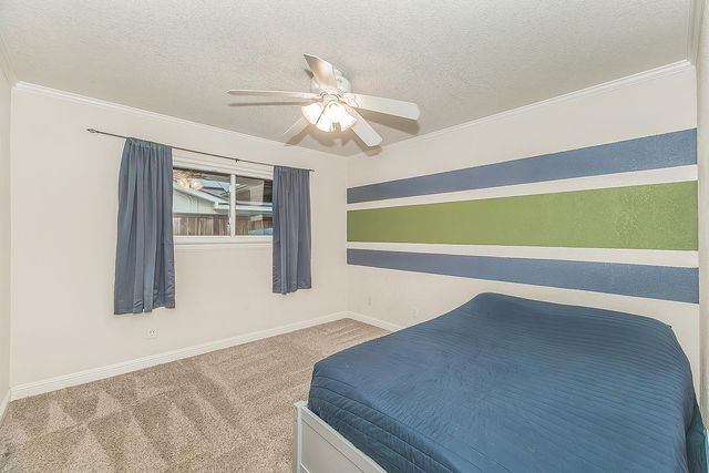 286 E Everglade Avenue, Fresno, CA 93720