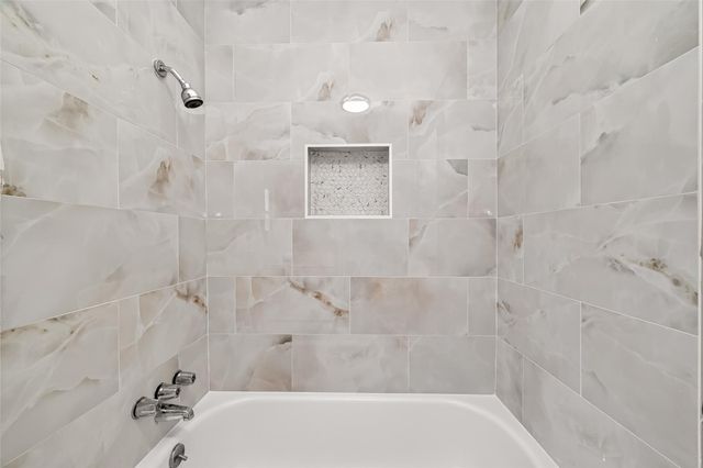 3922 Highpines Drive, Houston, TX 77068