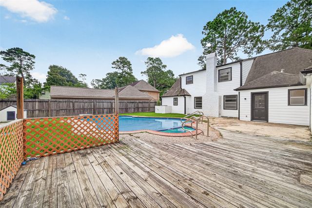 3922 Highpines Drive, Houston, TX 77068