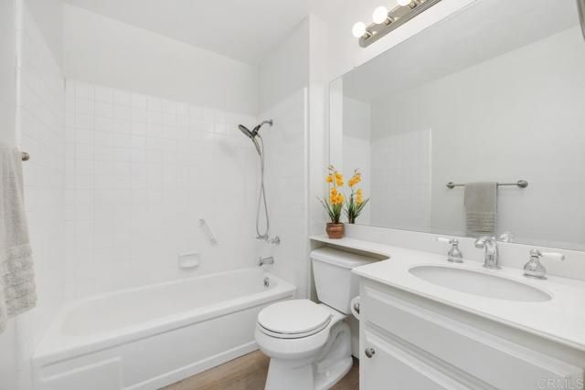 245 Fairlee Lane, Encinitas, CA 92024