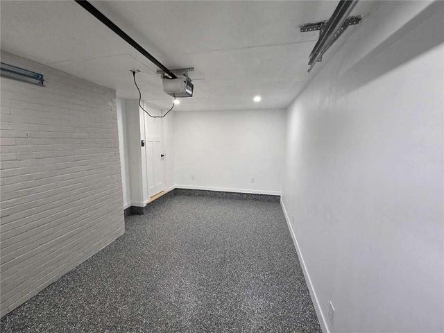 8012 Belleview Avenue, Kansas City, MO 64114