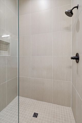 131 Garden Court E, Arlington, TX 76013