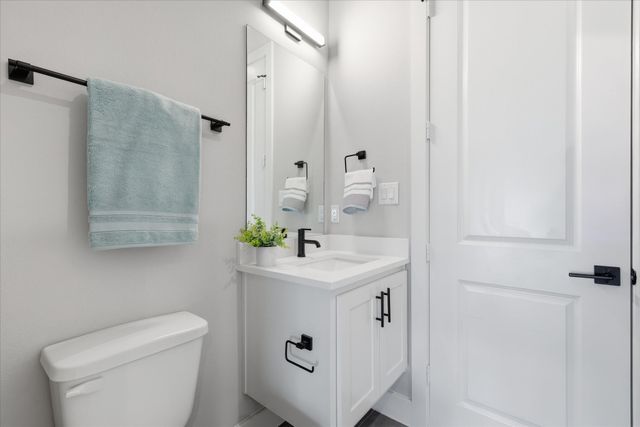 131 Garden Court E, Arlington, TX 76013