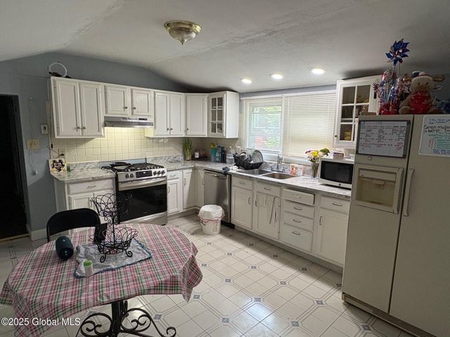 119 Church Street, Saratoga Springs, NY 12866
