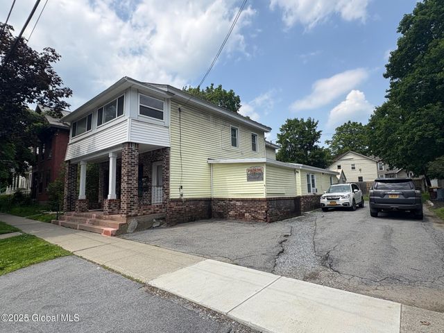 119 Church Street, Saratoga Springs, NY 12866
